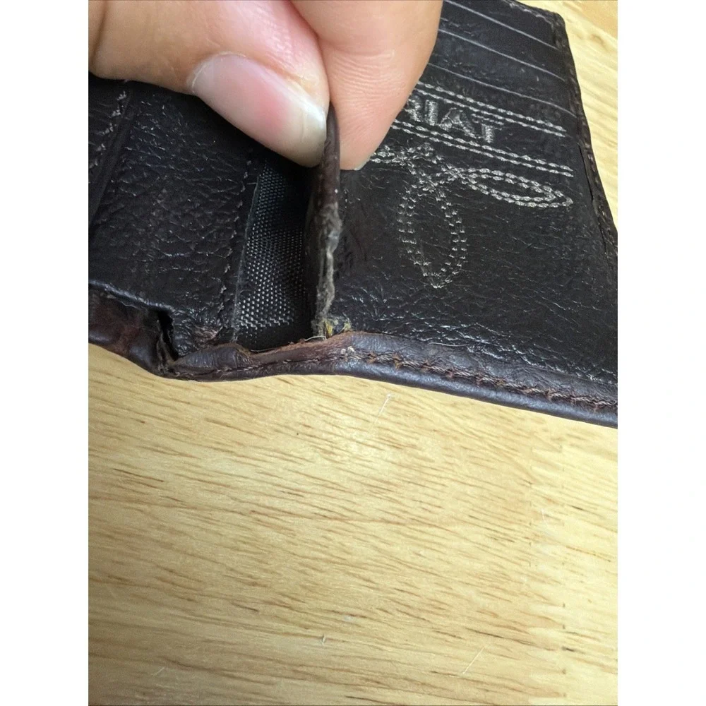 Ariat Men's Premium Leather Solid Dark Brown Trifold Wallet Excellent Used Cond.